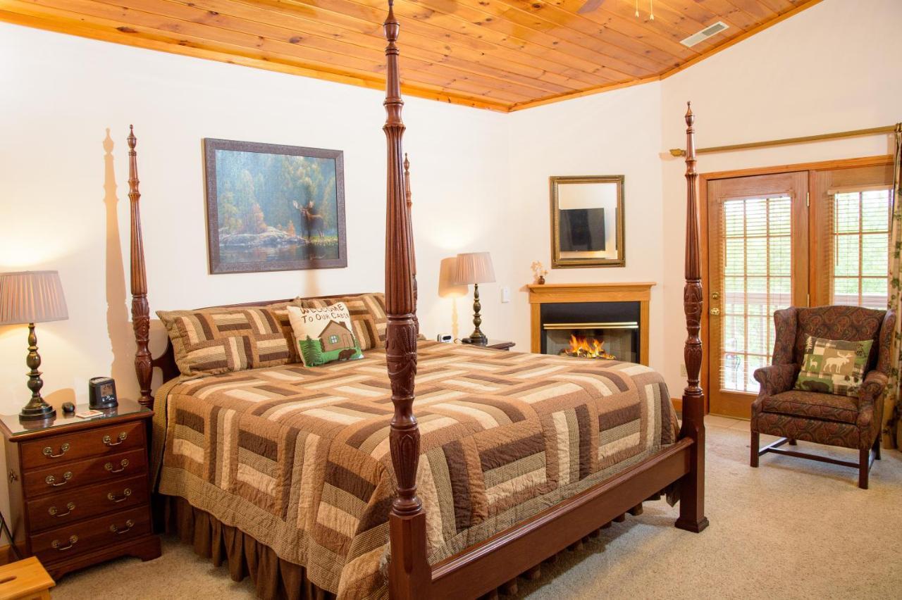 Berry Springs Lodge Сивиървил Екстериор снимка