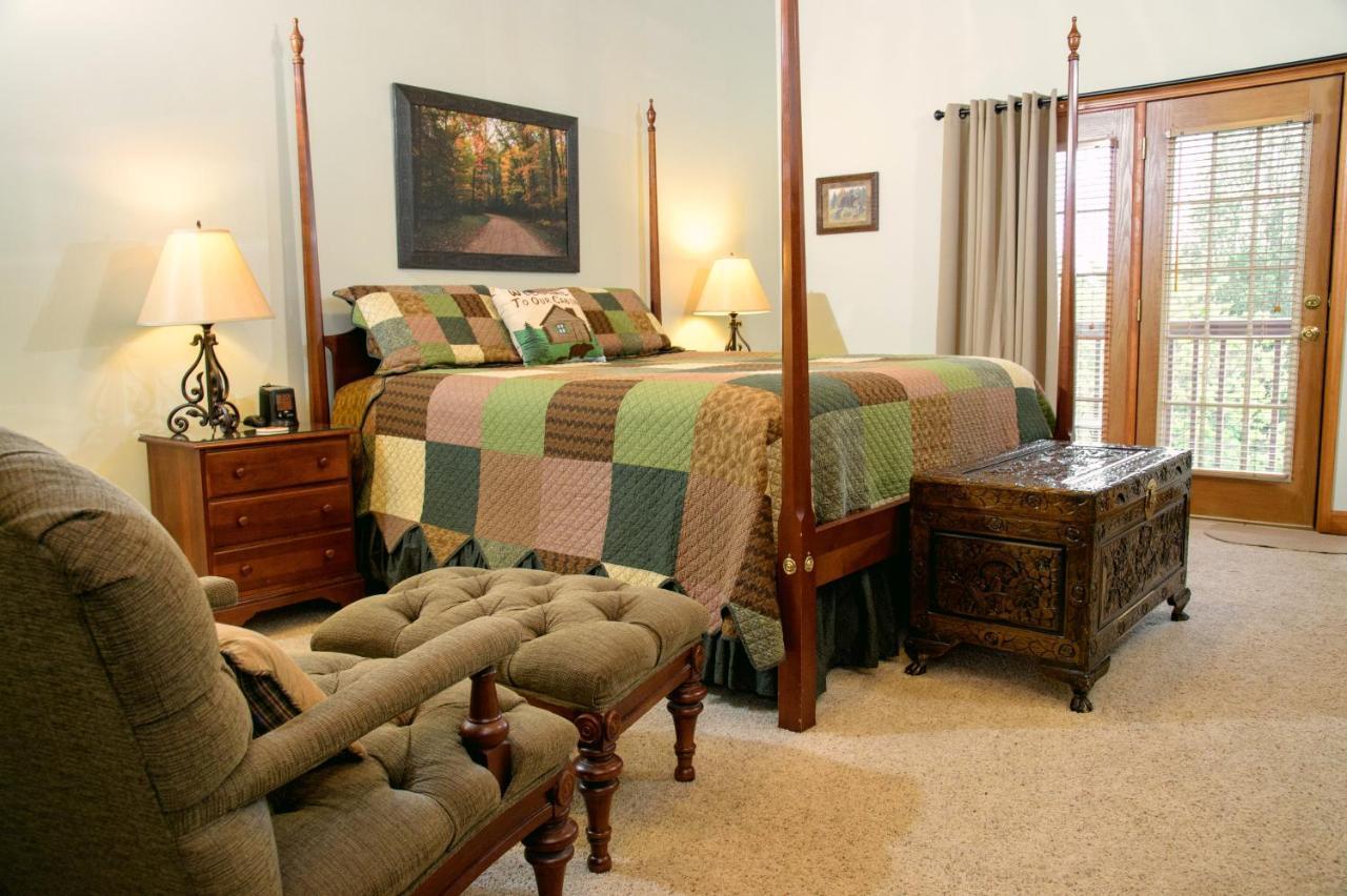 Berry Springs Lodge Сивиървил Екстериор снимка