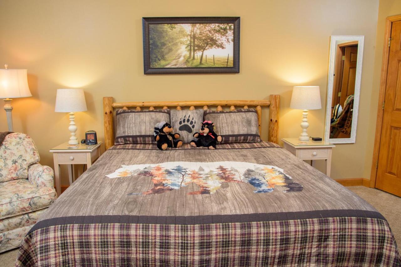 Berry Springs Lodge Сивиървил Екстериор снимка