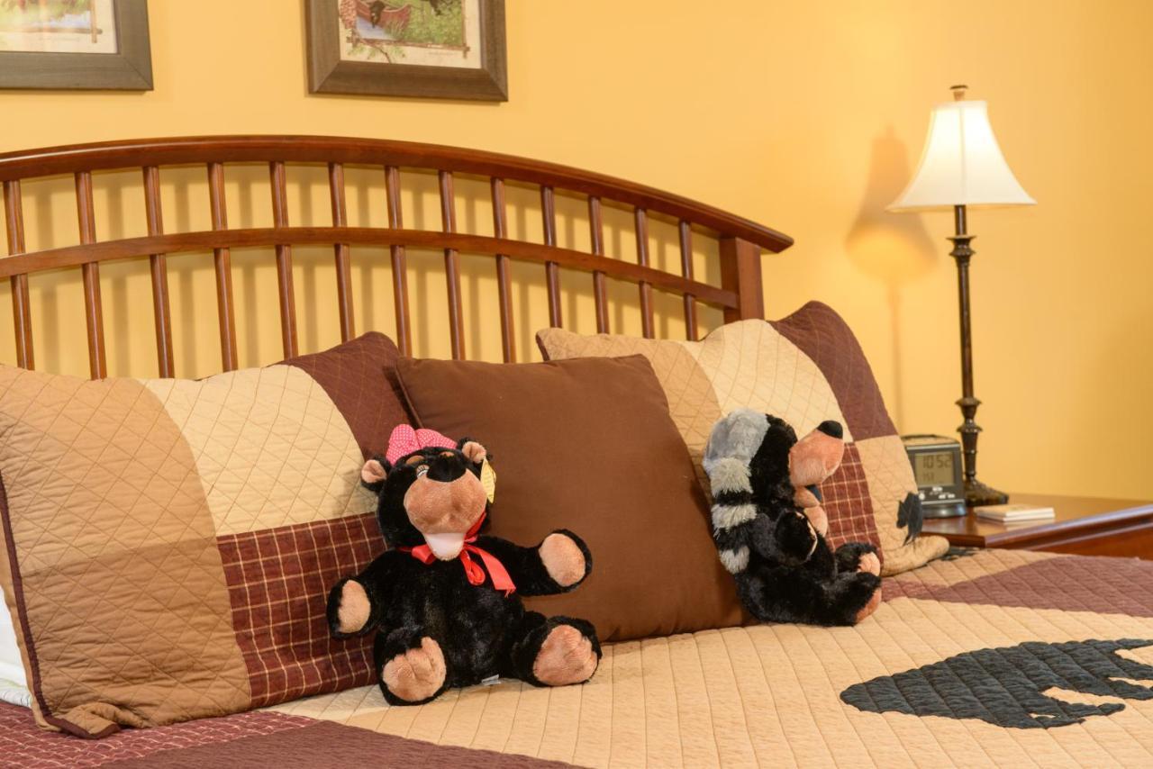 Berry Springs Lodge Сивиървил Екстериор снимка