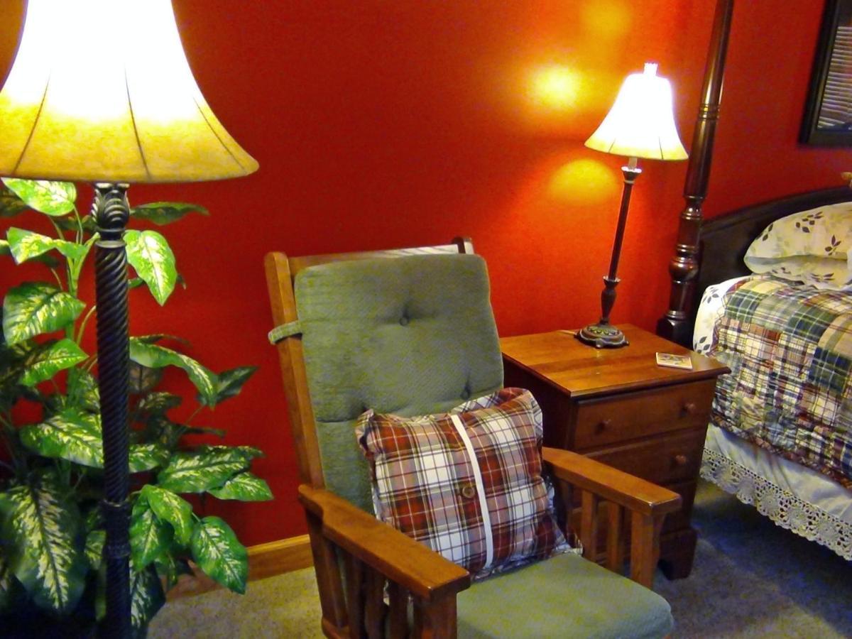 Berry Springs Lodge Сивиървил Екстериор снимка