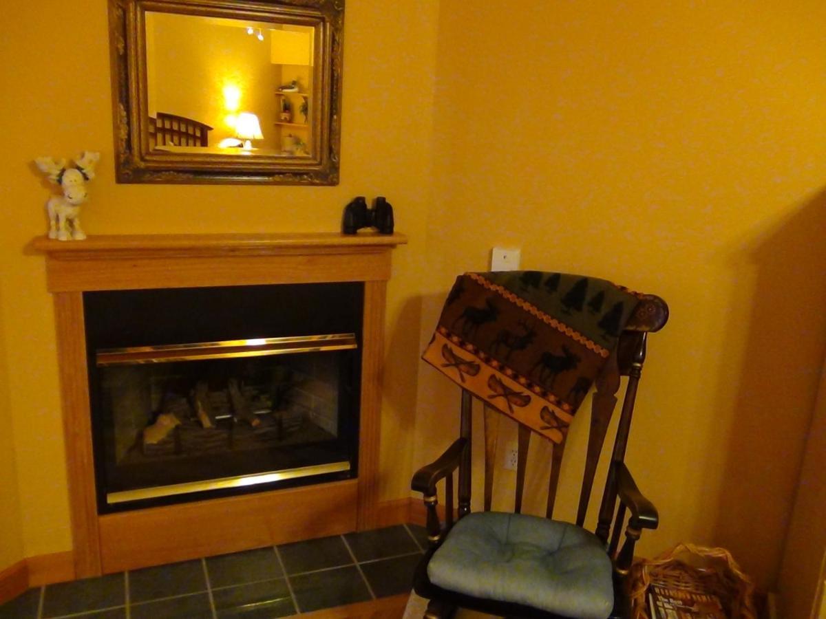 Berry Springs Lodge Сивиървил Стая снимка