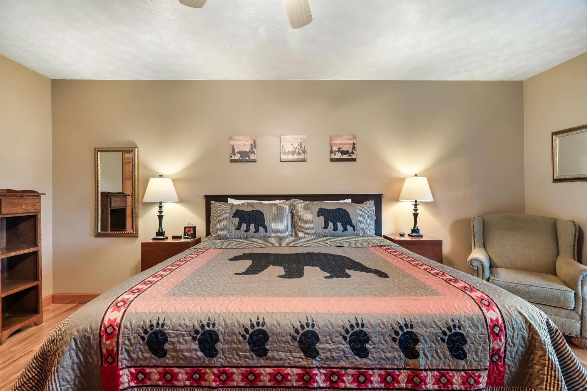 Berry Springs Lodge Сивиървил Екстериор снимка